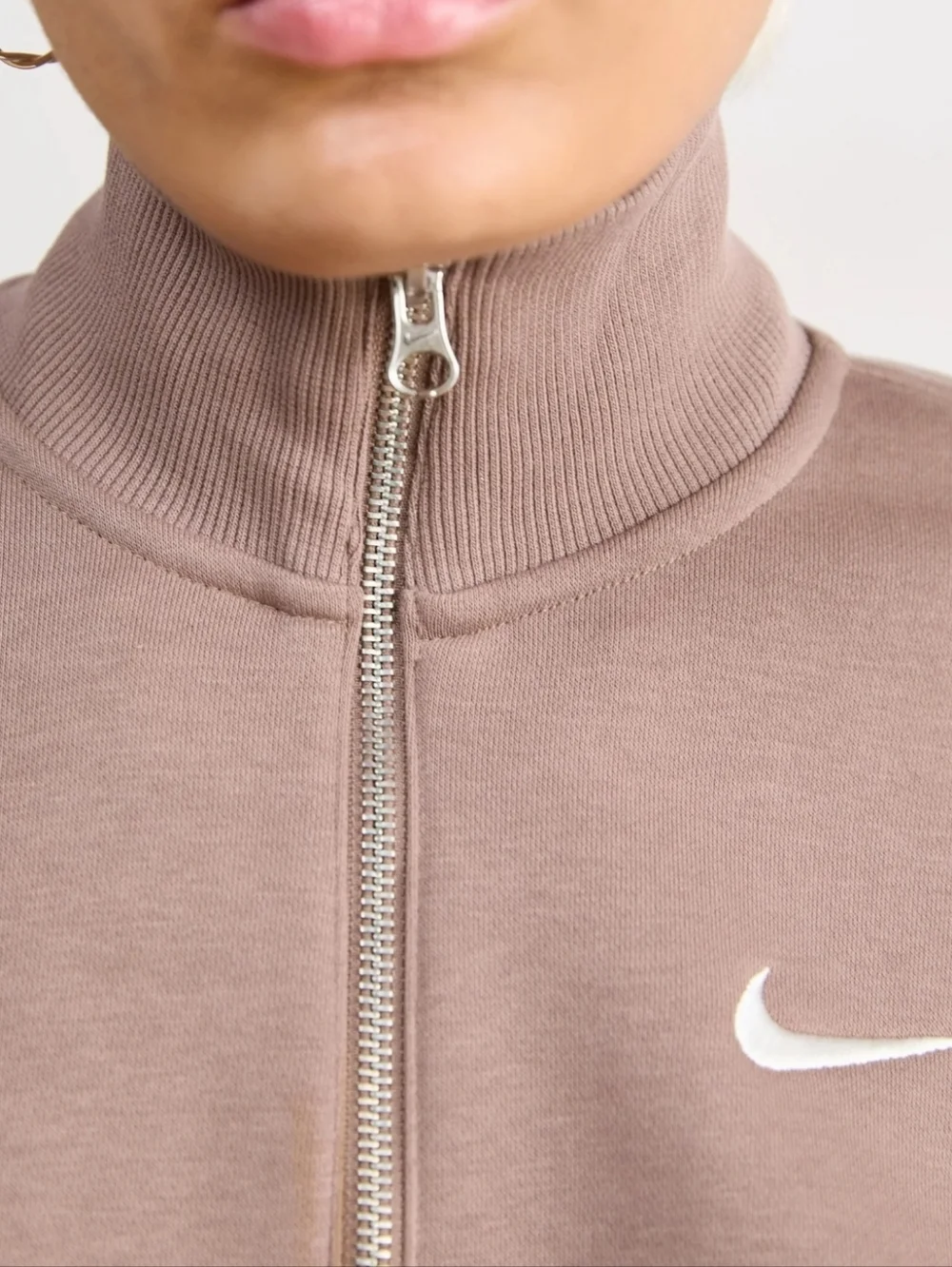 Nike Sportswear Phoenix FleeceWomen's 1/4-Zip Cropped Sweatshirt Medium - Picture 12 of 12